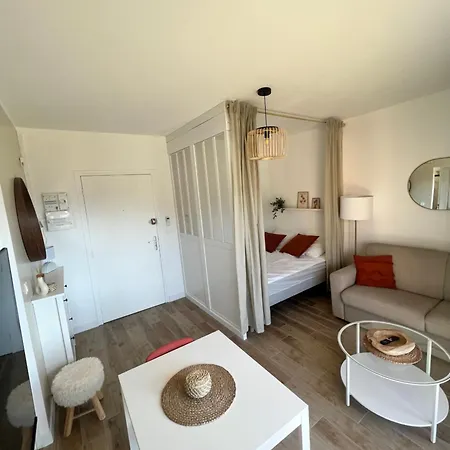 Ensoleille A Apartment *