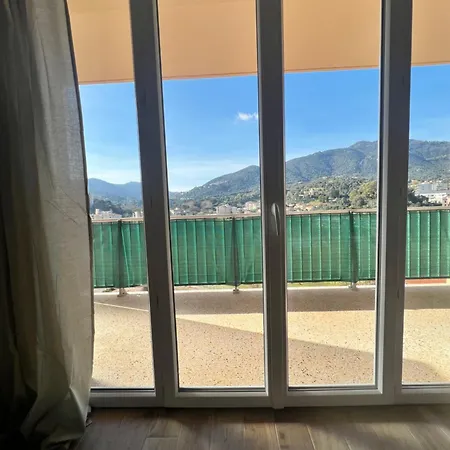 Ensoleille A * Ajaccio (Corsica)